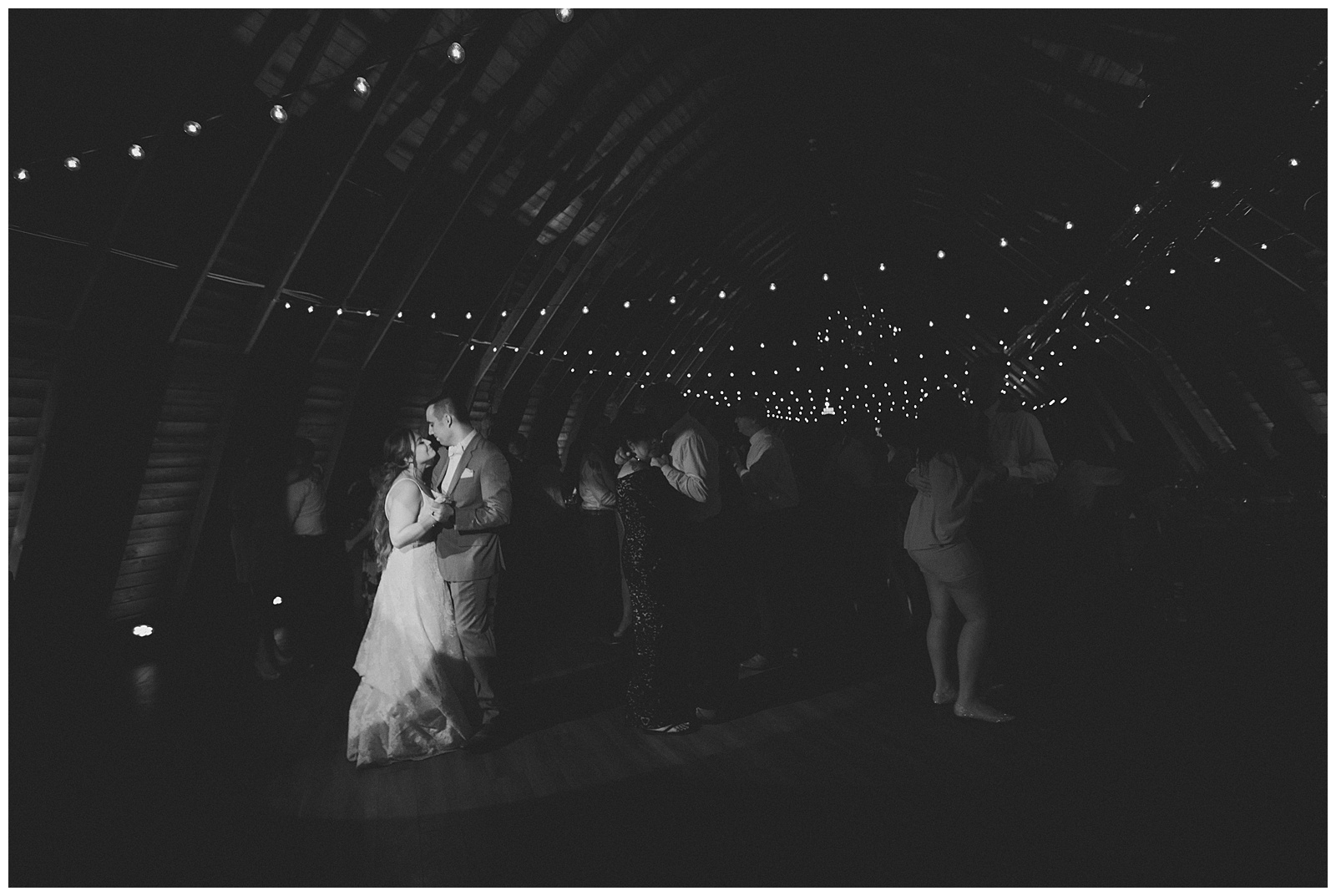 perona farm wedding perona farms wedding pics perona wedding photos barn wedding perona farms wedding photography